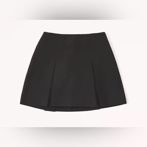 NWT Abercrombie & Fitch Pleated Menswear Mini Skort • black • small